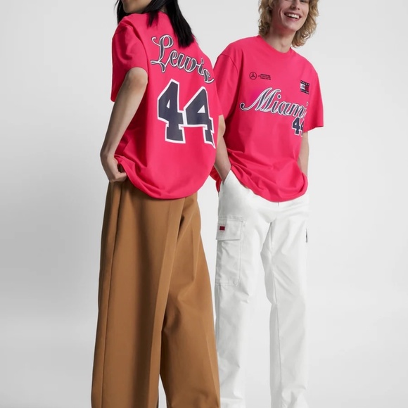 Tommy Hilfiger  x Mercedes-AMG F1 x Awake NY Tee Diva Pink - Picture 2 of 8